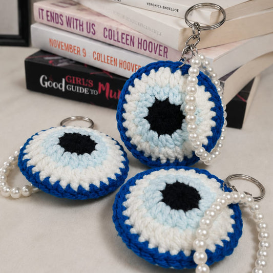 evil eye keychain by yarnelle